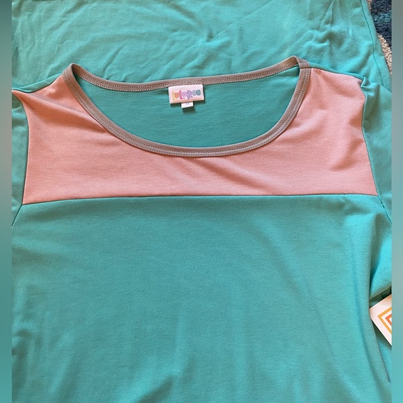 CLOSET CLEAR OUT ON ALL LULAROE MAKE AN OFFER  BUNDLE NWT MEDIUM SUPER SOFT CUTE - Picture 10 of 17